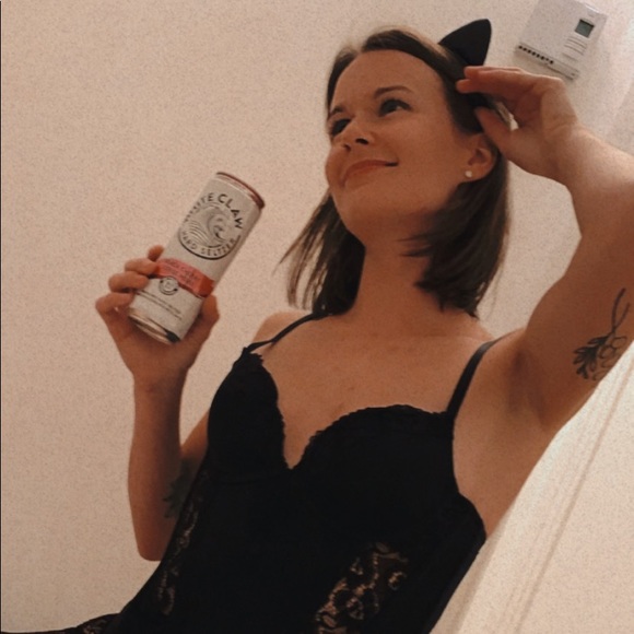 Meet your Posher, Rachel - Picture 3 of 14